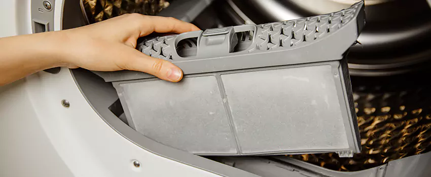 Signs Of A Clogged Dryer Lint Trap in Beacon, New York